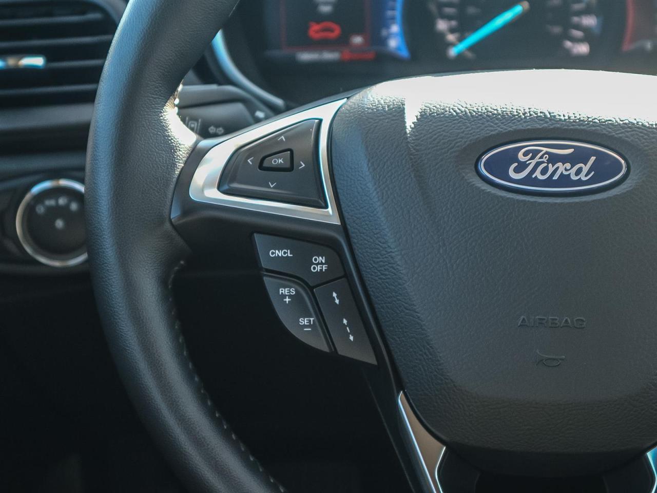 2019 Ford Fusion HYBRID Photo