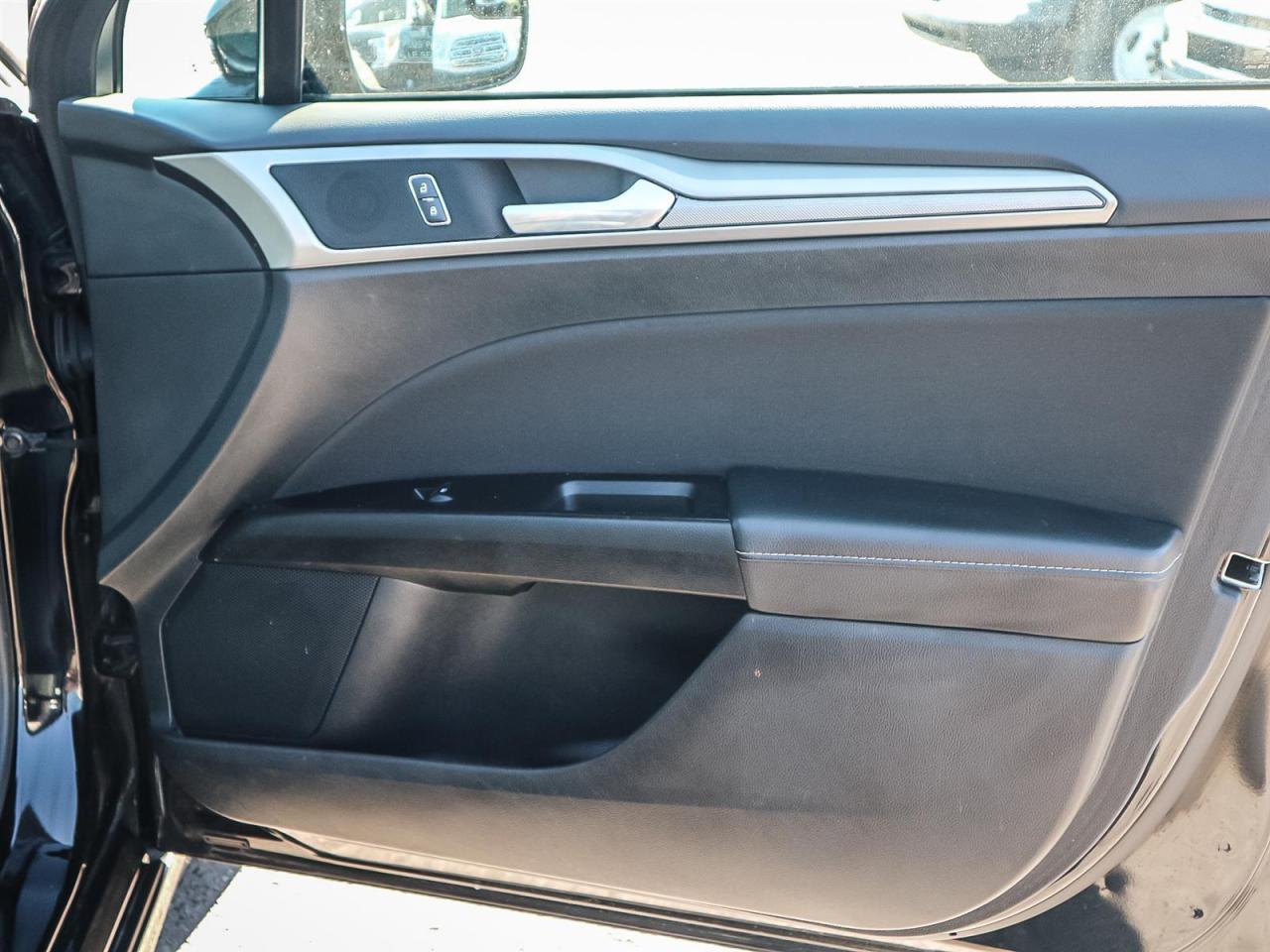 2017 Ford Fusion  Photo