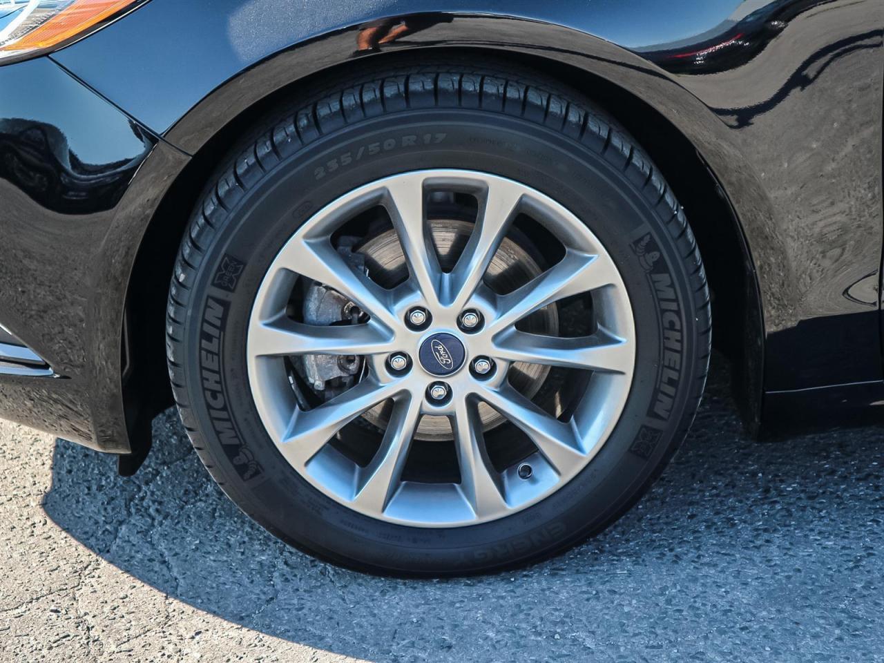 2017 Ford Fusion  Photo