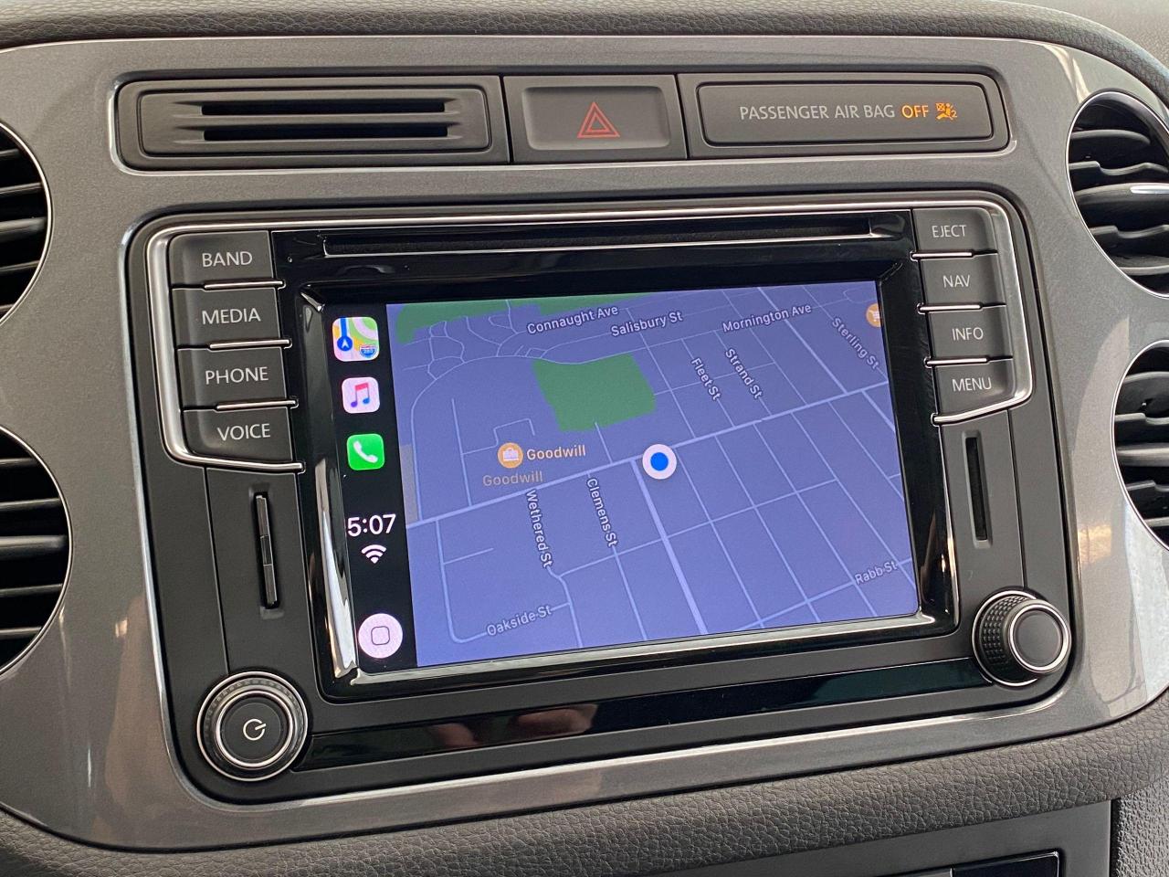 2016 Volkswagen Tiguan 4Motion AWD+GPS+CAM+Roof+Apple Play+Accident Free - Photo #30