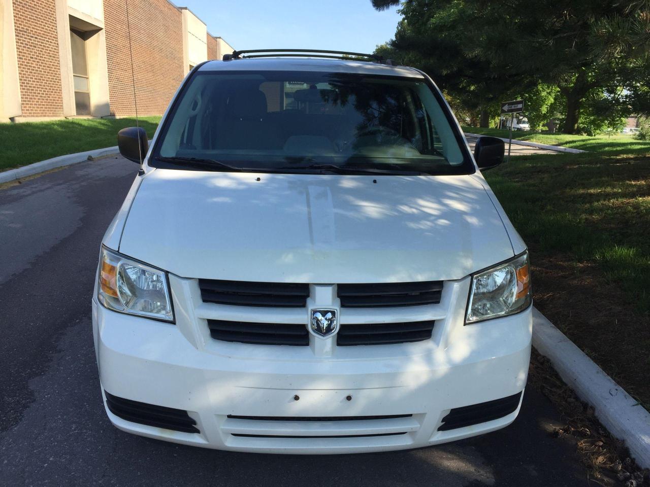 2010 Dodge Grand Caravan SE - Photo #14