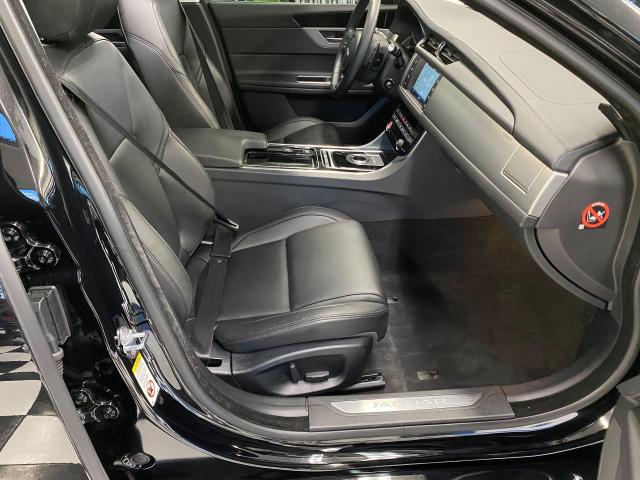 2017 Jaguar XF 20d Premium AWD+Xenons+GPS+Camera+Accident Free Photo21