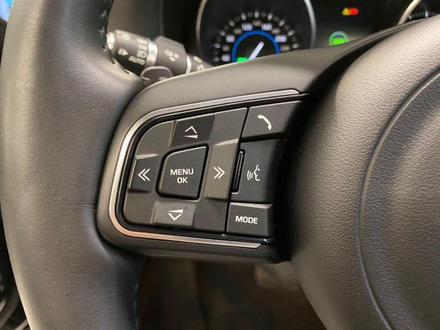 2017 Jaguar XF 20d Premium AWD+Xenons+GPS+Camera+Accident Free Photo49