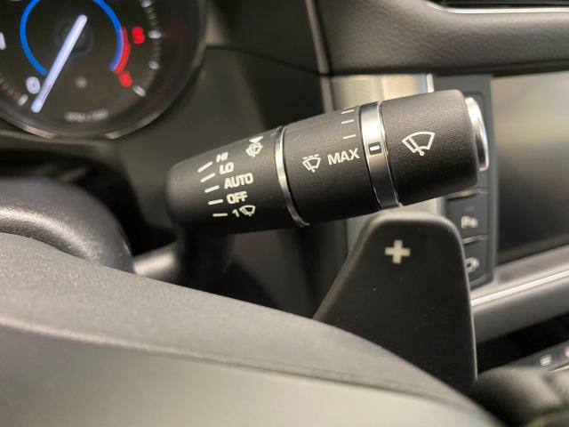 2017 Jaguar XF 20d Premium AWD+Xenons+GPS+Camera+Accident Free Photo52