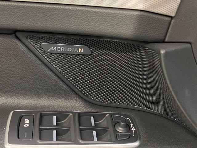 2017 Jaguar XF 20d Premium AWD+Xenons+GPS+Camera+Accident Free Photo55