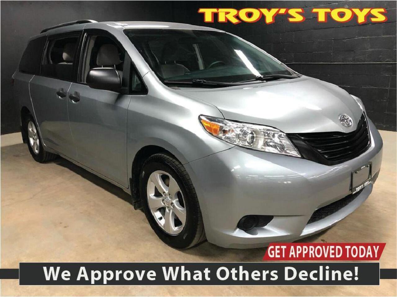 toyota sienna toy car