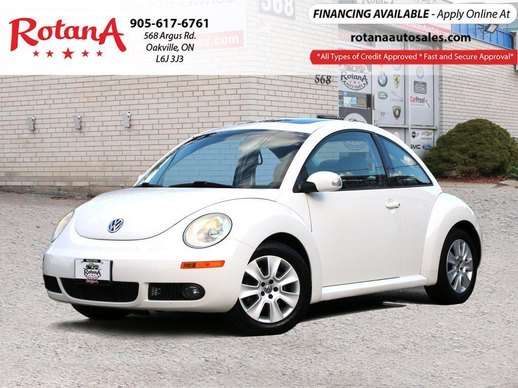 2010 Volkswagen New Beetle ACCIDENT FREE_LEATHER_SUNROOF - Photo #1