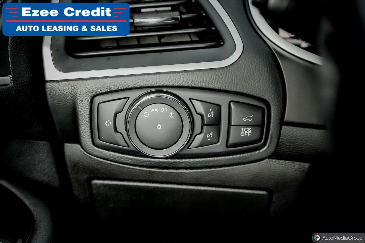 2019 Ford Edge SEL Photo