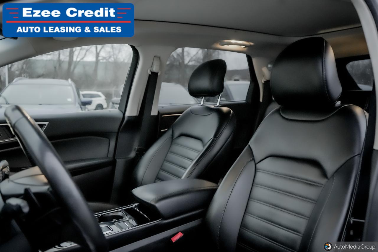 2019 Ford Edge SEL Photo