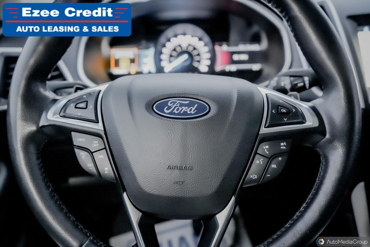 2019 Ford Edge SEL Photo