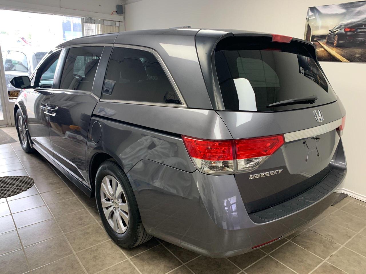 2016 Honda Odyssey EX Photo