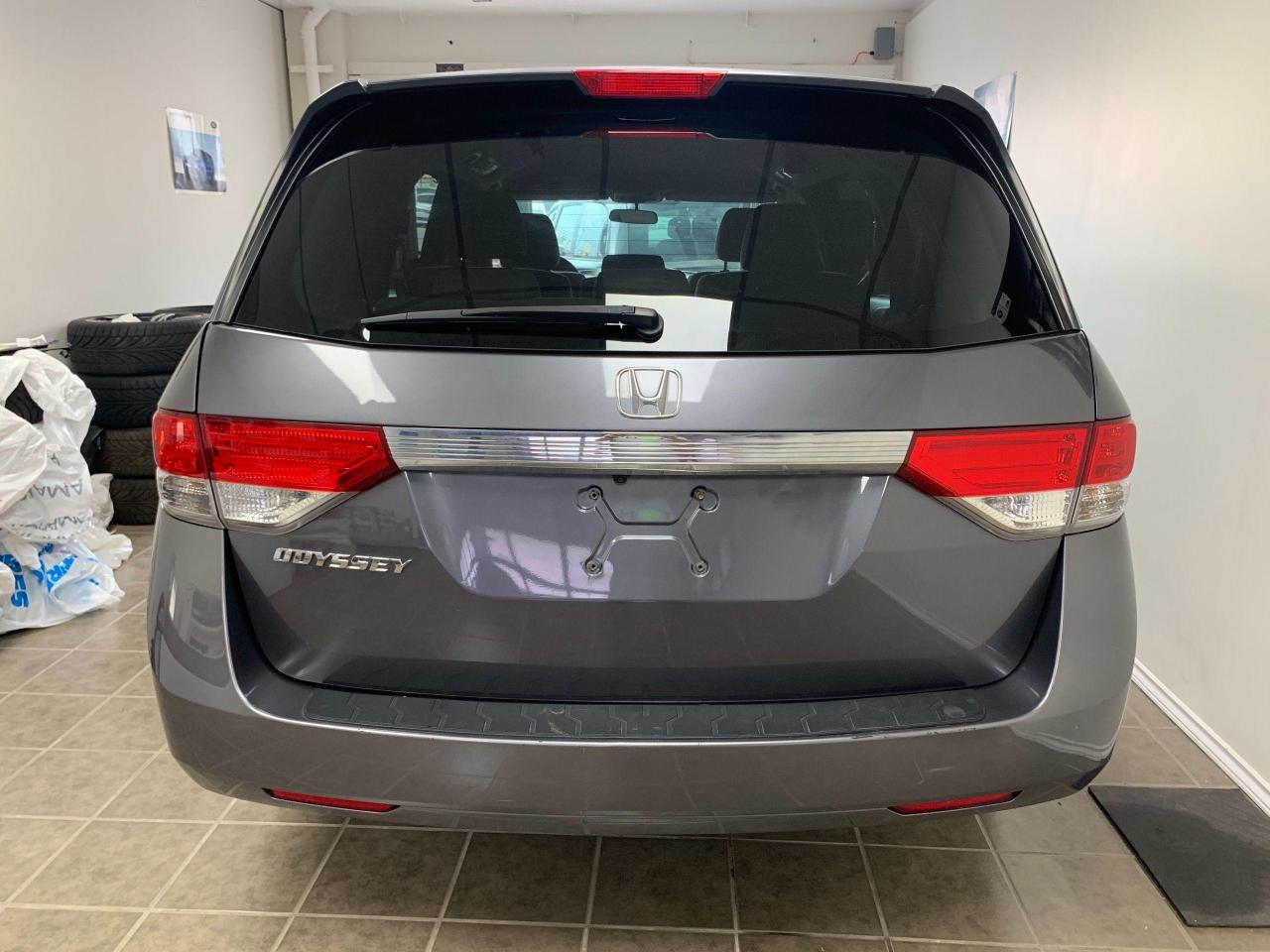 2016 Honda Odyssey EX - Photo #3