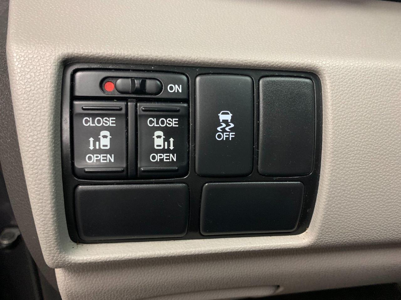 2016 Honda Odyssey EX - Photo #13