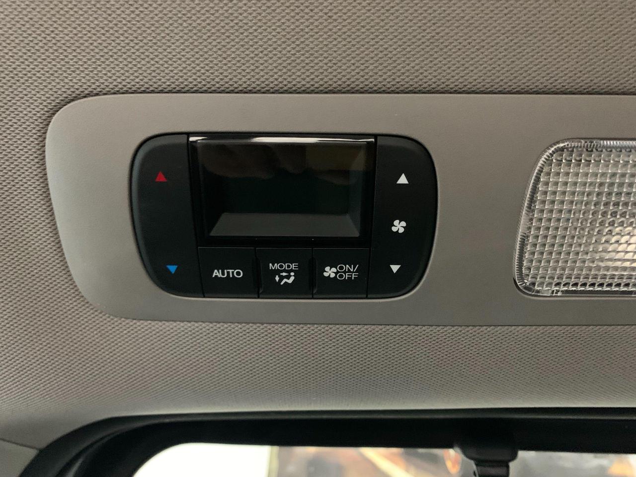 2016 Honda Odyssey EX Photo