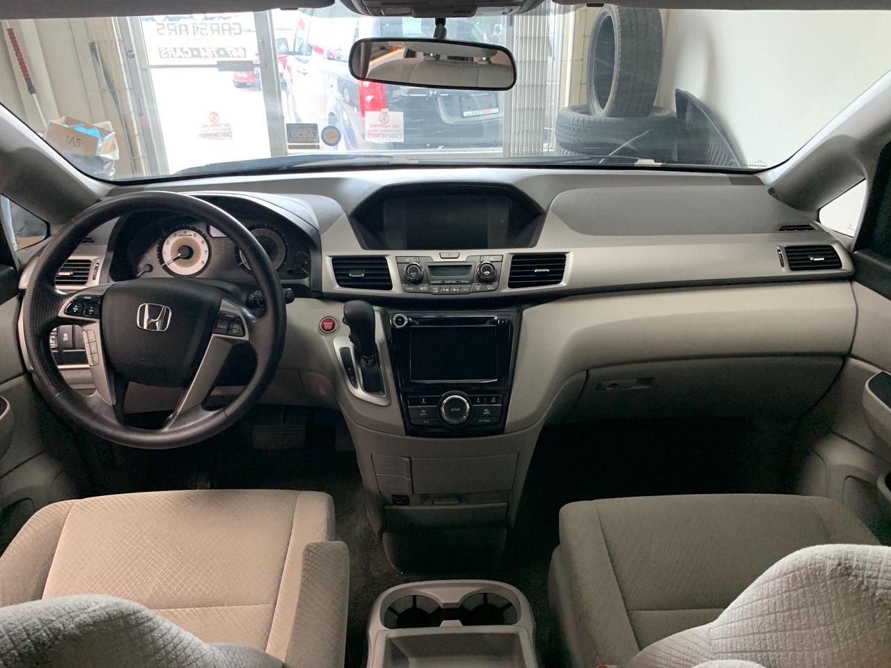 2016 Honda Odyssey EX Photo