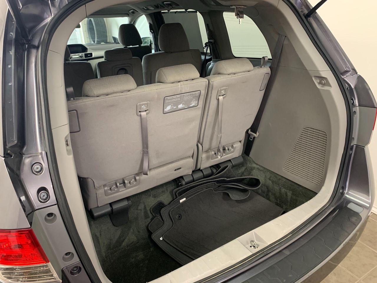 2016 Honda Odyssey EX Photo