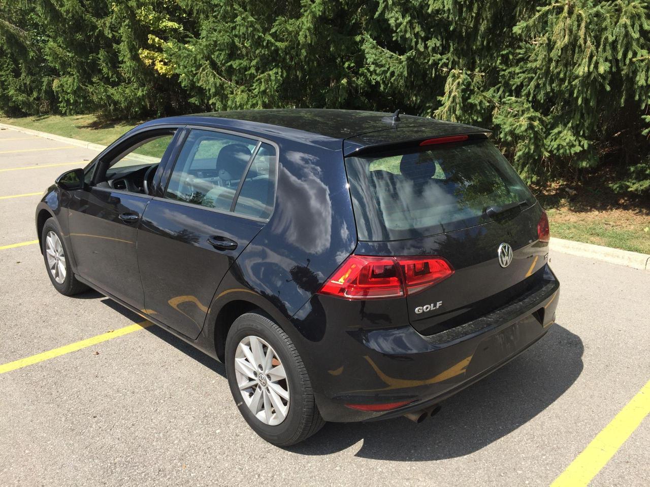 2016 Volkswagen Golf TRENDLINE - Photo #6