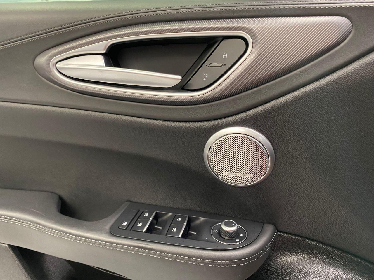 2017 Alfa Romeo Giulia Ti+GPS+Camera+Adaptive Cruise+ACCIDENT FREE - Photo #59