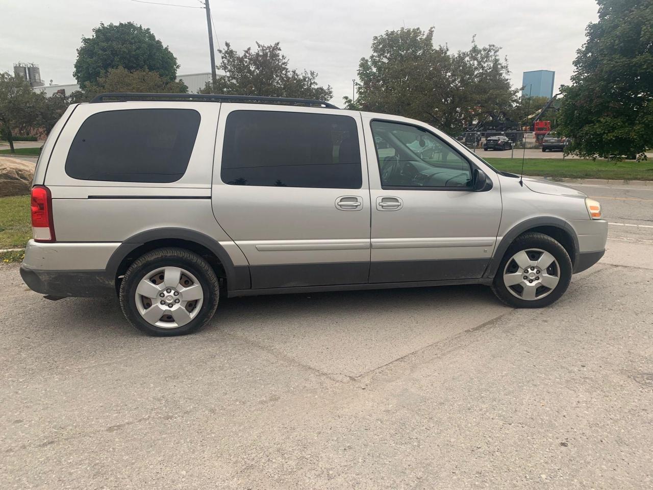 2009 Pontiac Montana 7psgr,Certified,Clean Vehicle,Low Km's,Run Great Photo