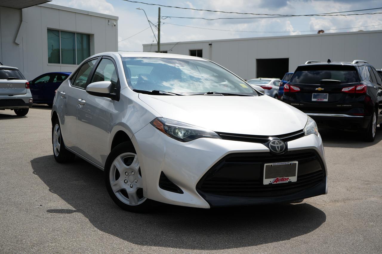 2018 Toyota Corolla LE Photo