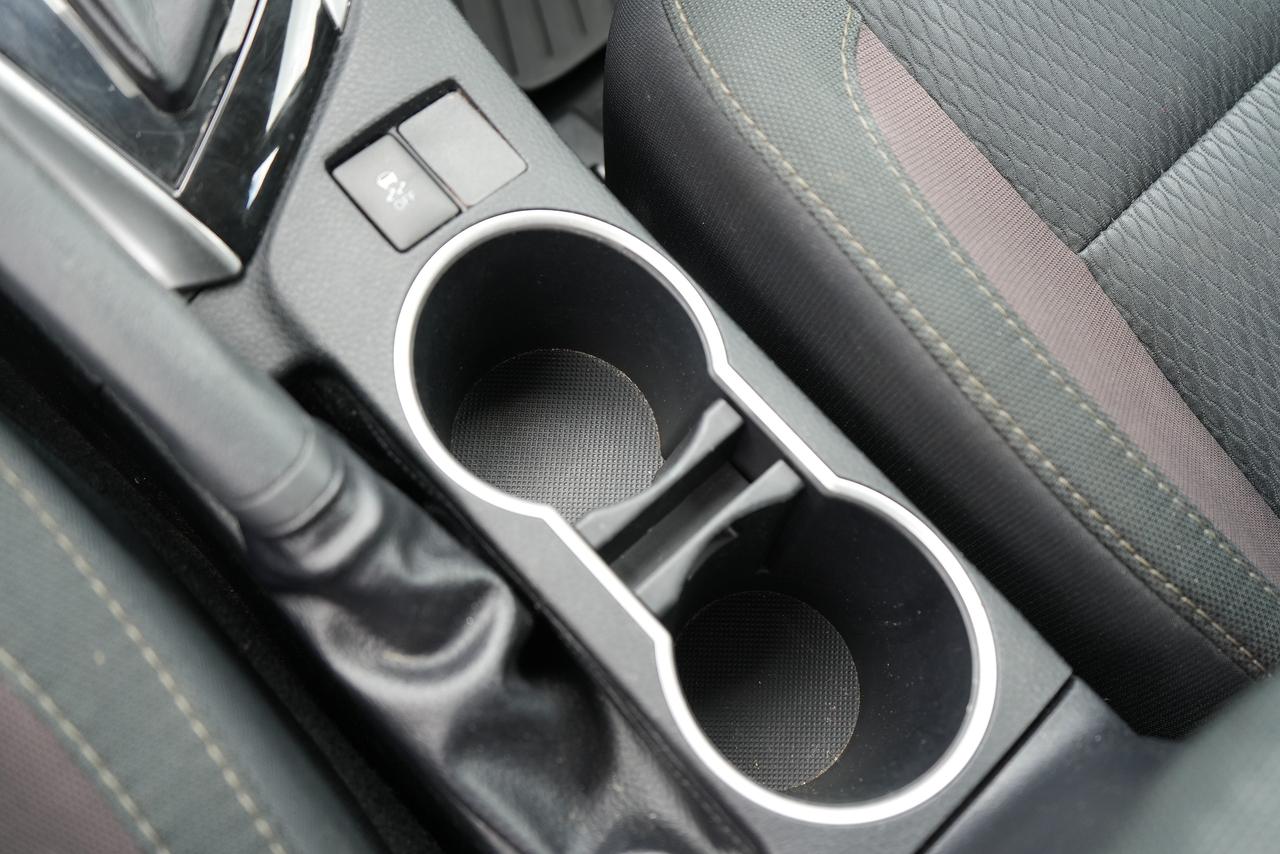 2018 Toyota Corolla LE Photo