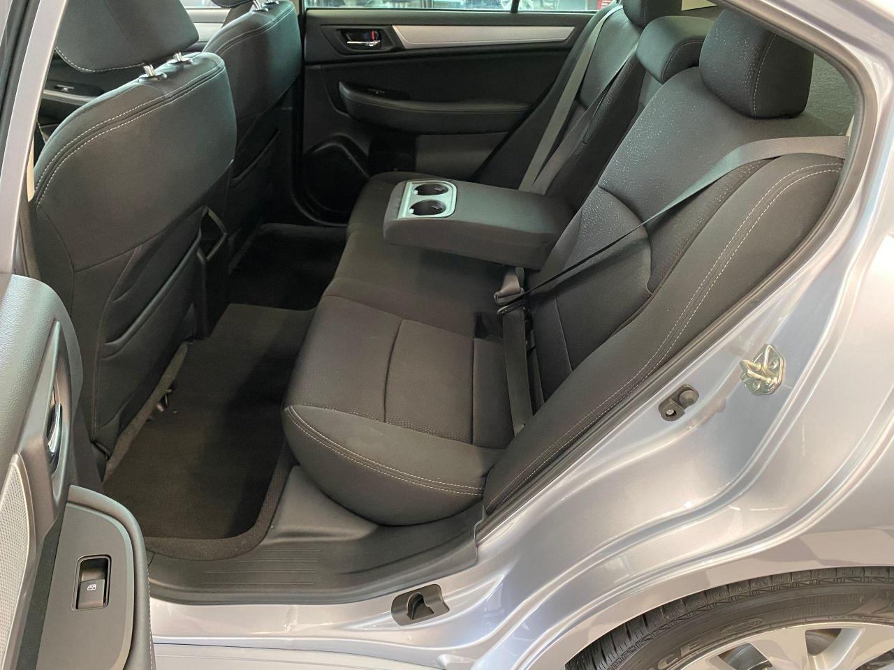 2017 Subaru Legacy 2.5i w/Touring AWD+Roof+Blind Spot+Accident Free - Photo #24