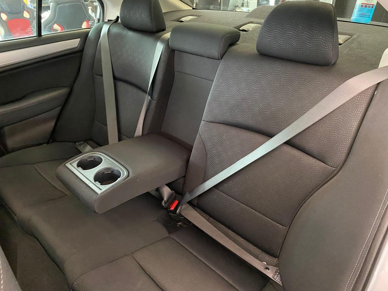 2017 Subaru Legacy 2.5i w/Touring AWD+Roof+Blind Spot+Accident Free - Photo #25