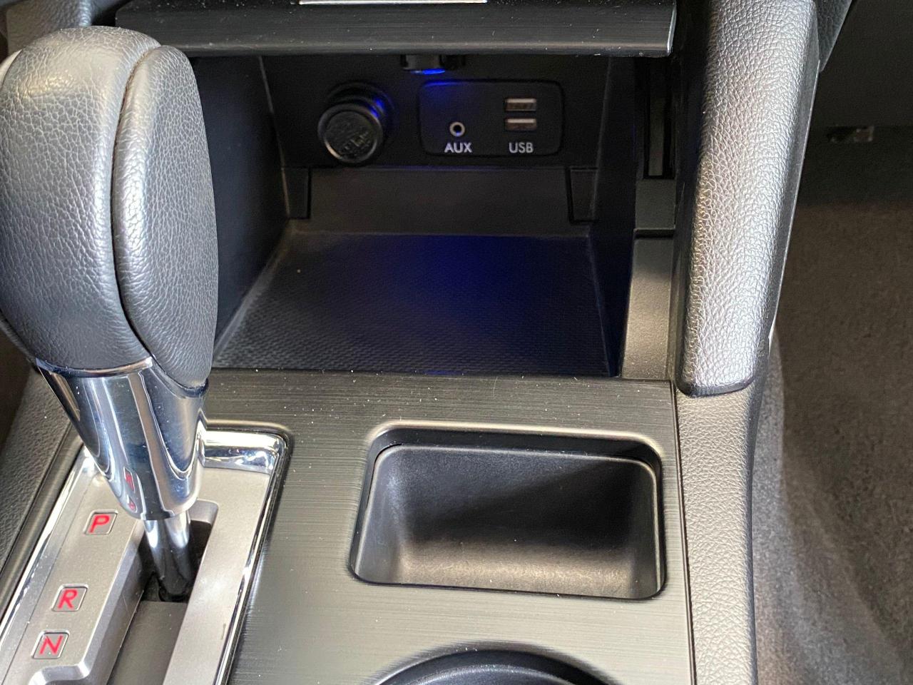 2017 Subaru Legacy 2.5i w/Touring AWD+Roof+Blind Spot+Accident Free - Photo #59