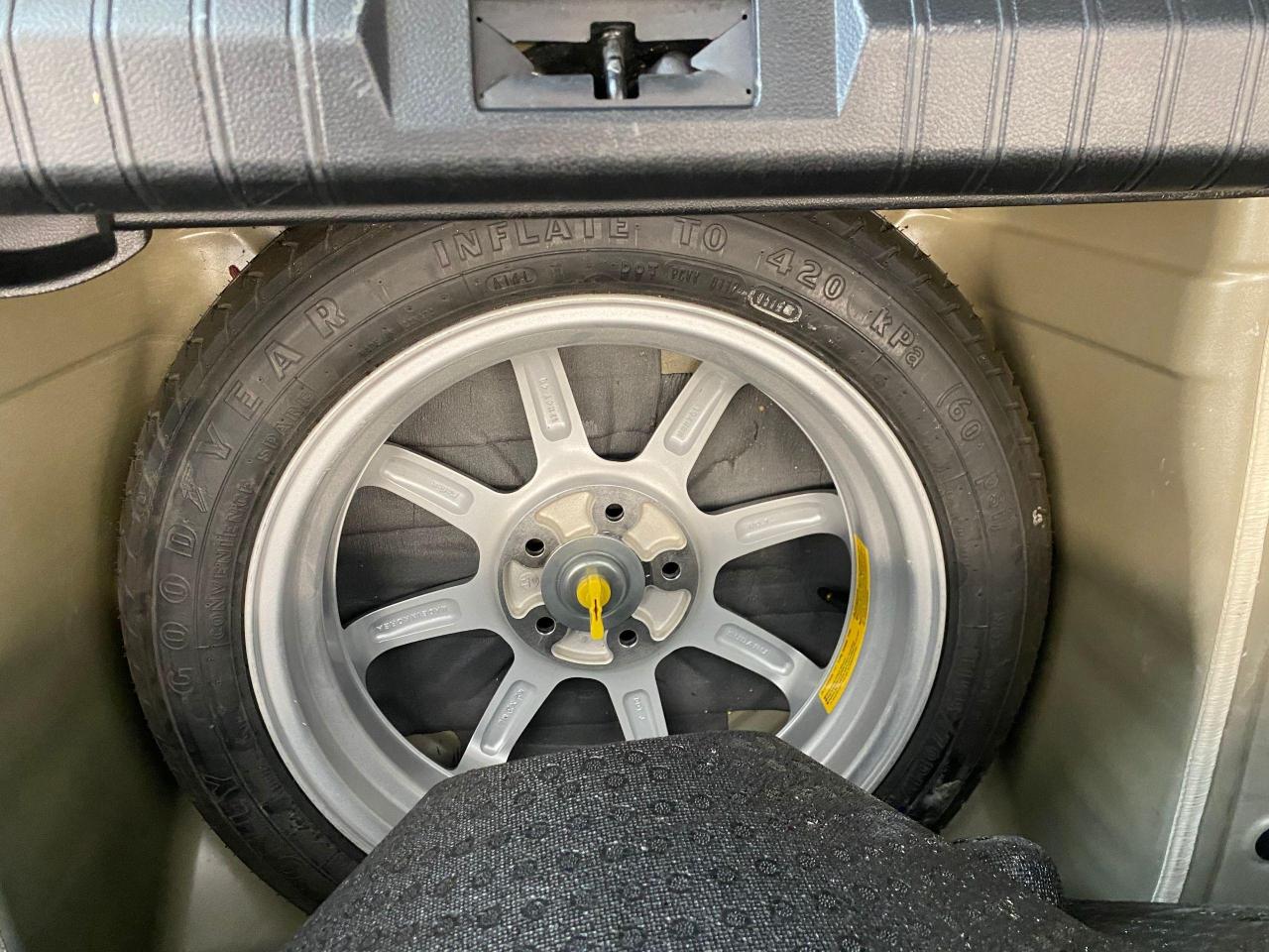 2017 Subaru Legacy 2.5i w/Touring AWD+Roof+Blind Spot+Accident Free - Photo #64
