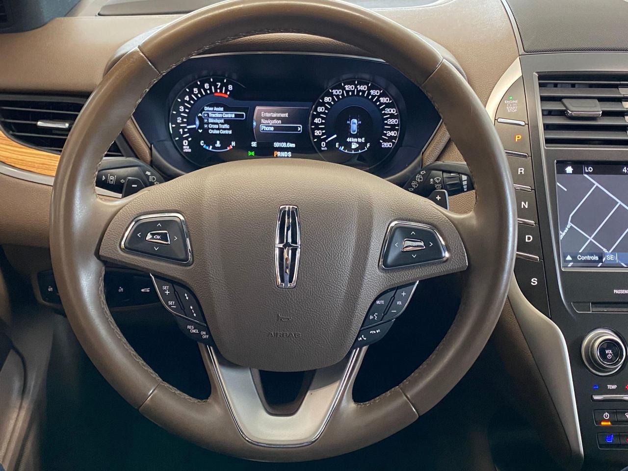 2016 Lincoln MKC Reserve+Cooled Seats+Lane Assist+ACCIDENT FREE - Photo #9
