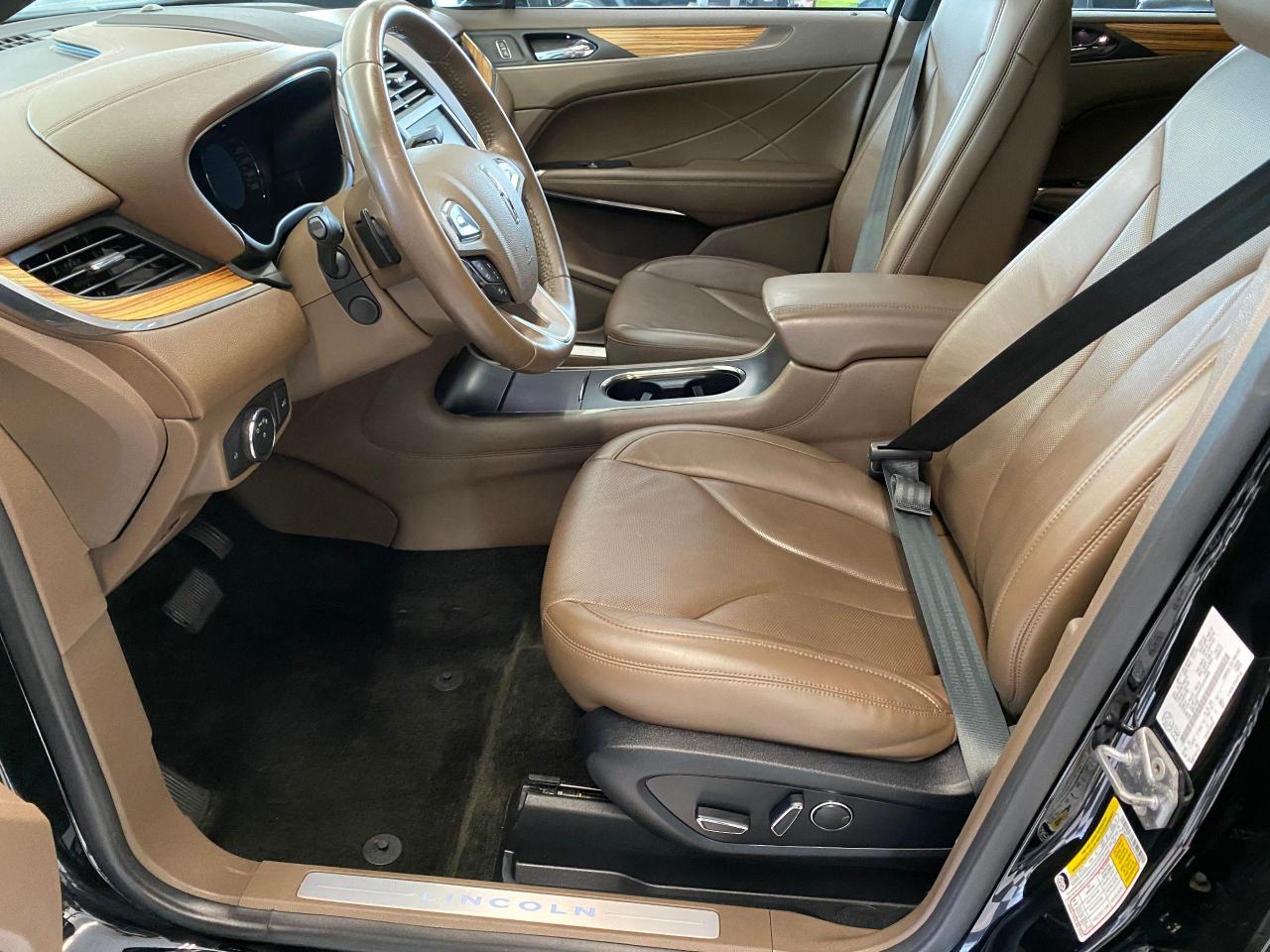 2016 Lincoln MKC Reserve+Cooled Seats+Lane Assist+ACCIDENT FREE - Photo #19