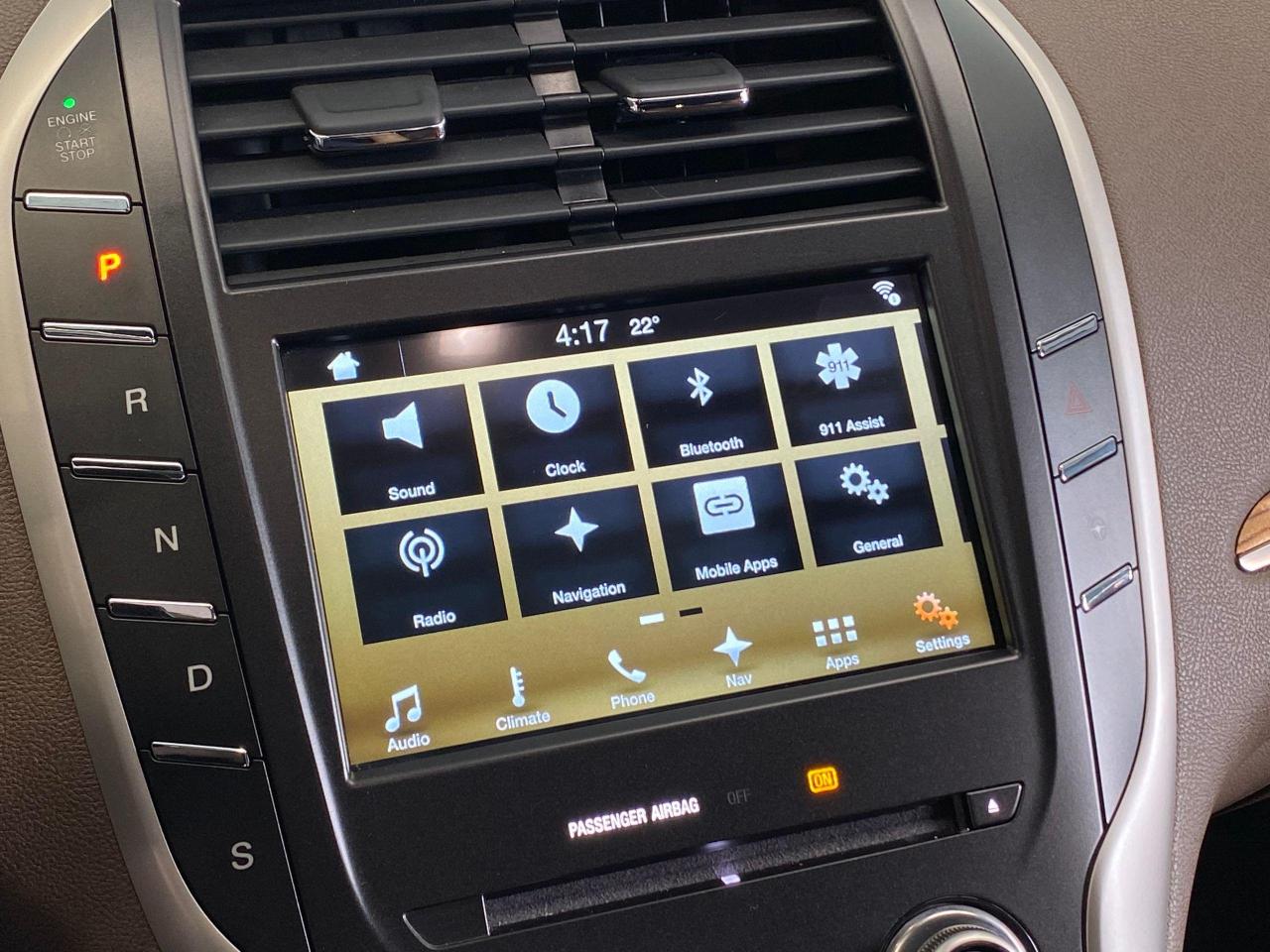 2016 Lincoln MKC Reserve+Cooled Seats+Lane Assist+ACCIDENT FREE - Photo #33