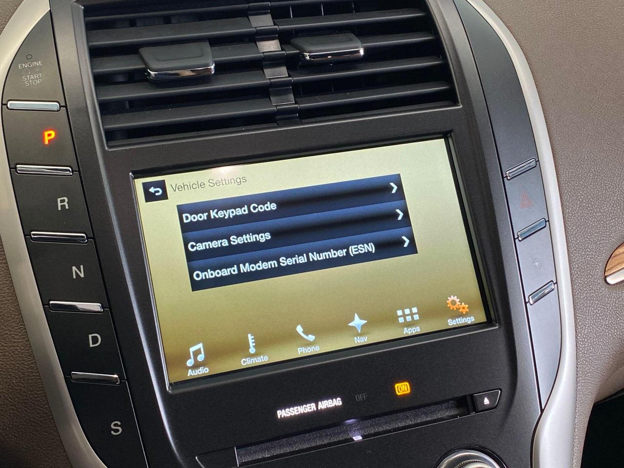 2016 Lincoln MKC Reserve+Cooled Seats+Lane Assist+ACCIDENT FREE - Photo #35