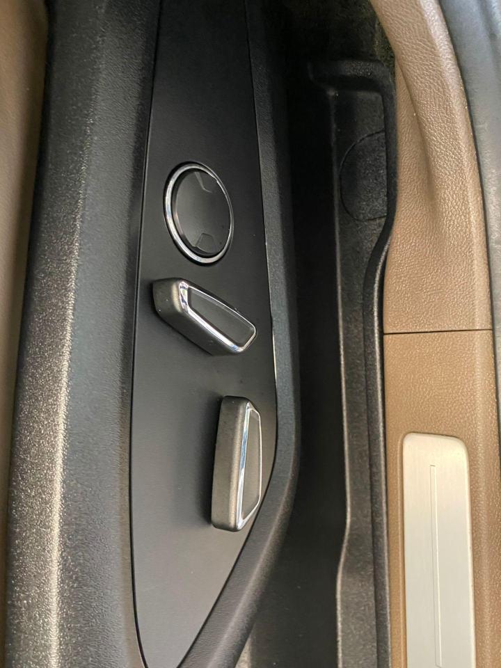 2016 Lincoln MKC Reserve+Cooled Seats+Lane Assist+ACCIDENT FREE - Photo #45