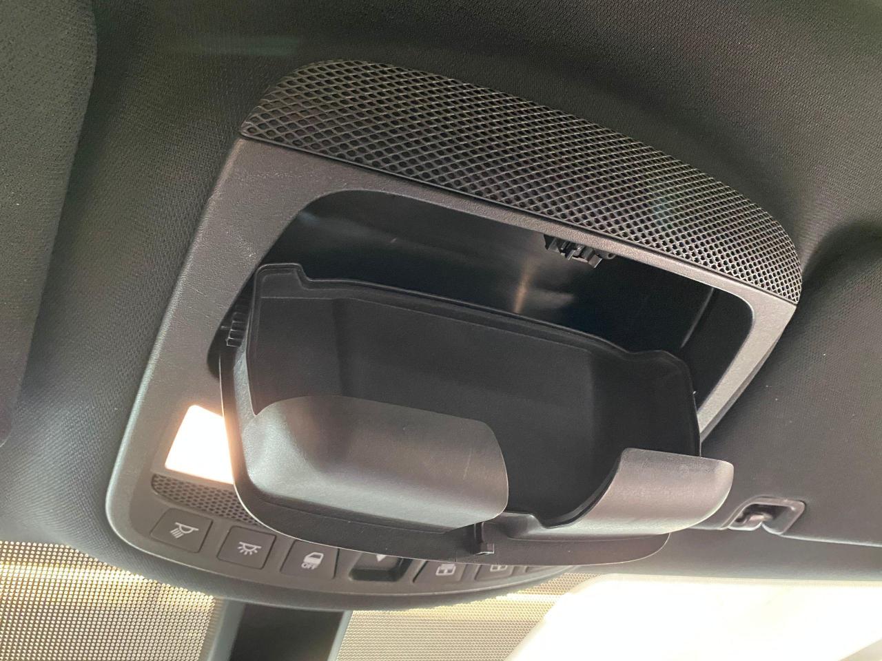 2016 Lincoln MKC Reserve+Cooled Seats+Lane Assist+ACCIDENT FREE - Photo #52