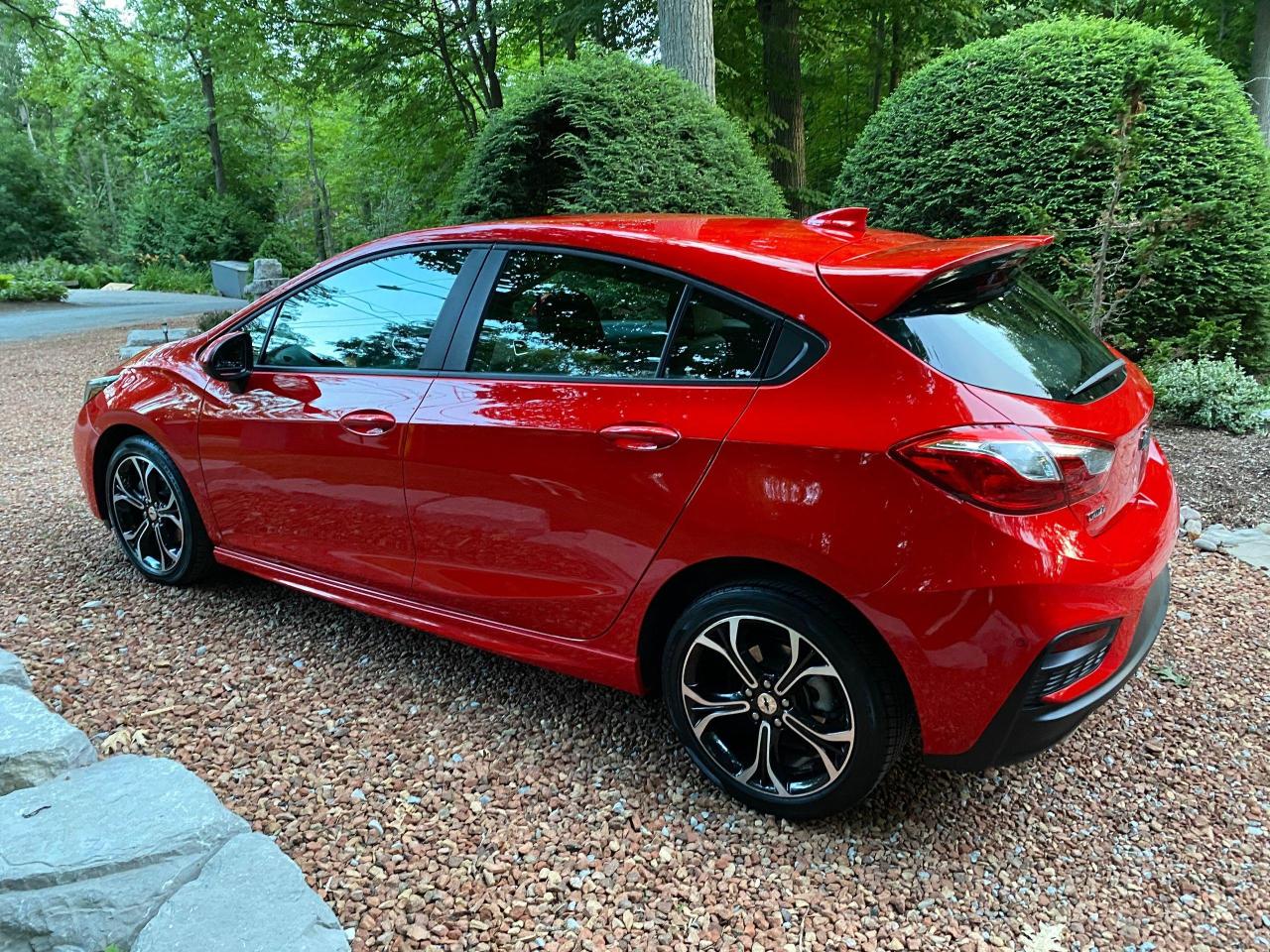 2019 Chevrolet Cruze  - Photo #9