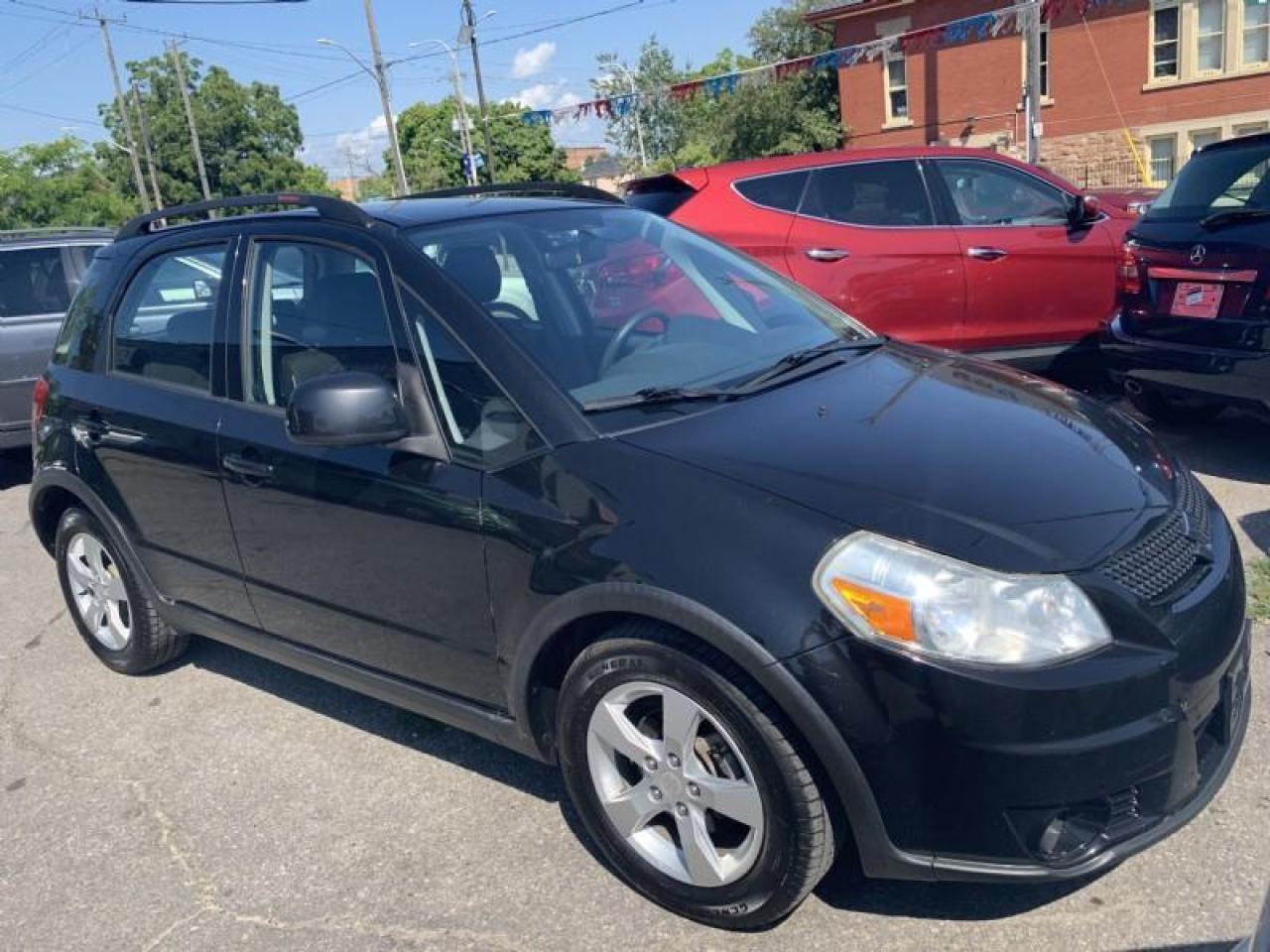 2010 Suzuki SX4 Crossover JX Photo