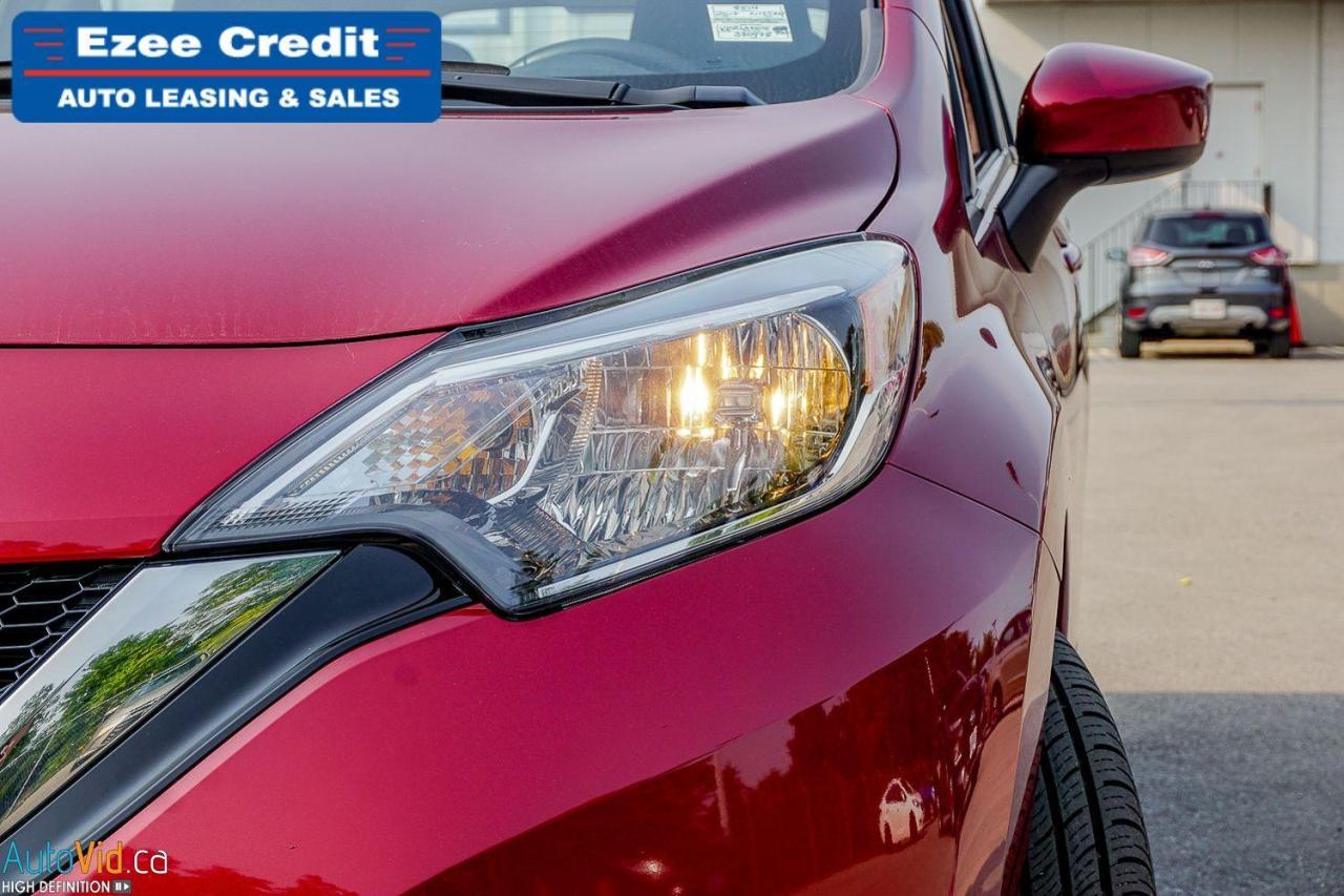 2017 Nissan Versa Note SV Photo39