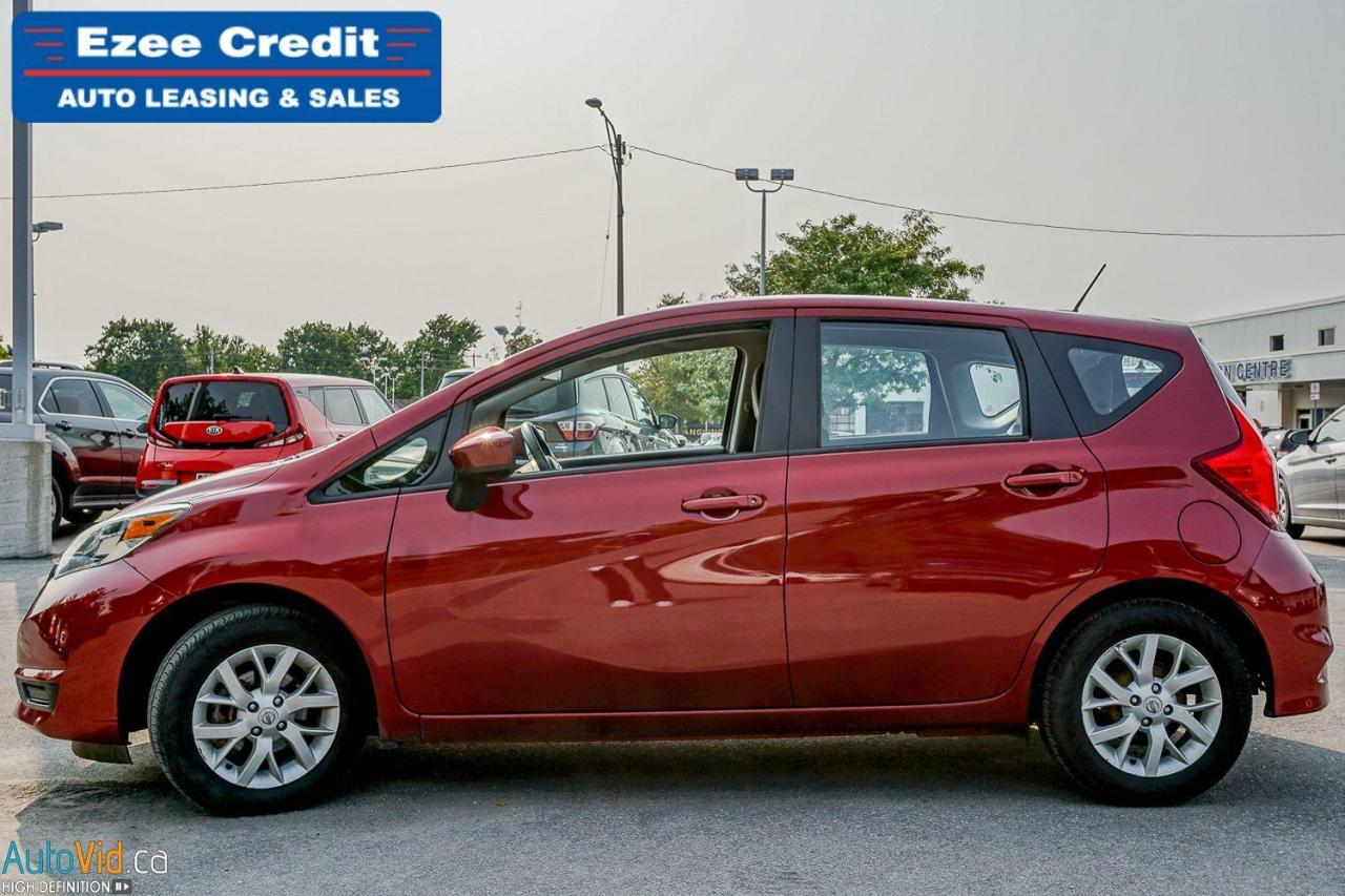 2017 Nissan Versa Note SV Photo35