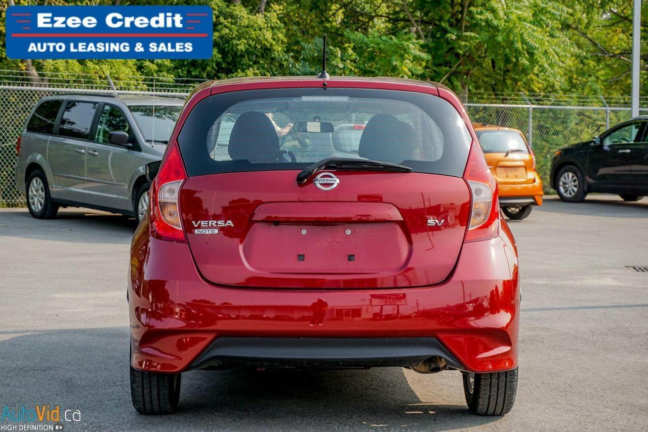 2017 Nissan Versa Note SV Photo8