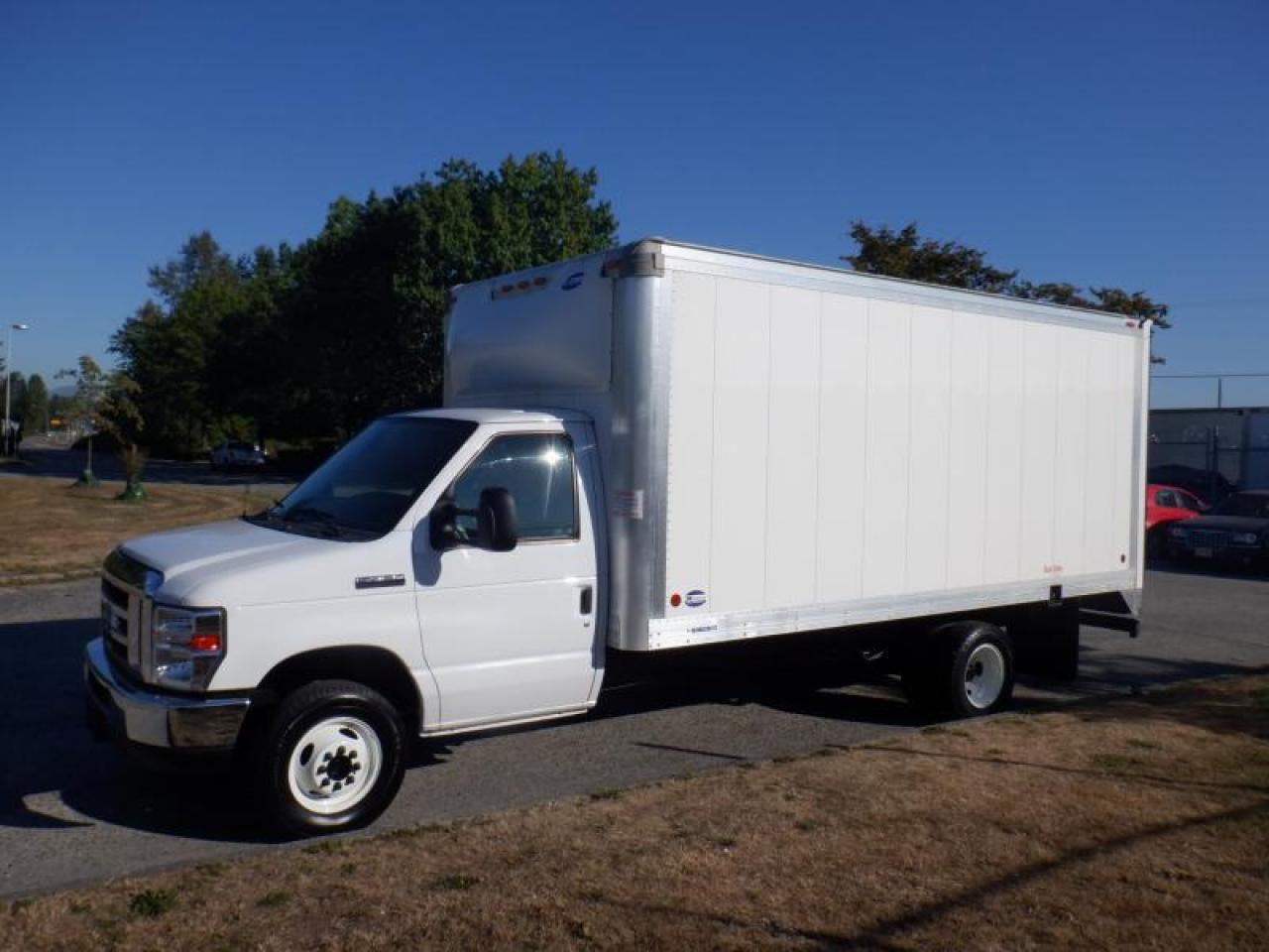 16 foot cube van for sale