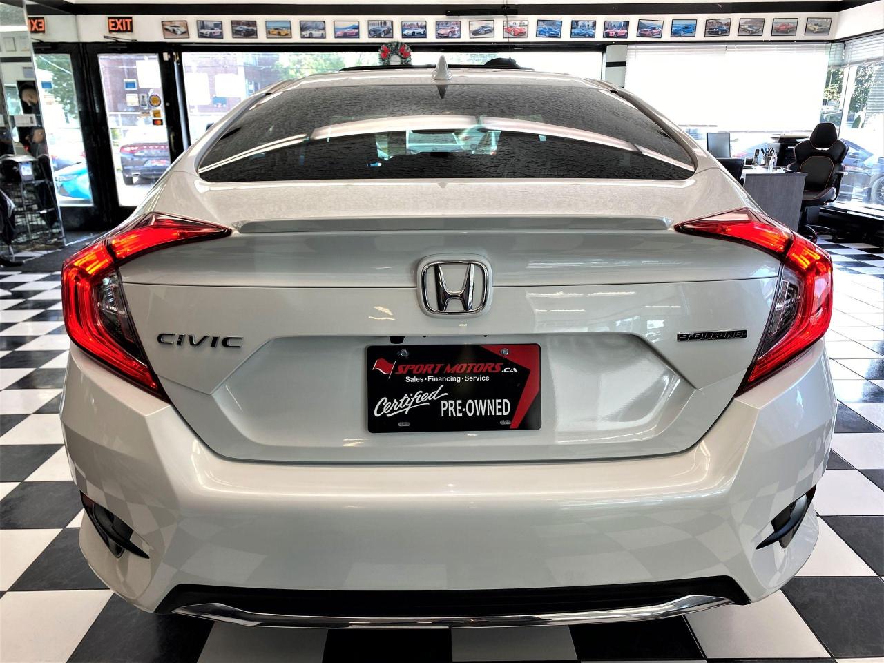 2019 Honda Civic Touring+Leather+Roof+Lane Keep+Apple+Accident Free - Photo #3
