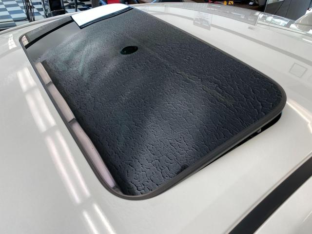 2019 Honda Civic Touring+Leather+Roof+Lane Keep+Apple+Accident Free Photo67