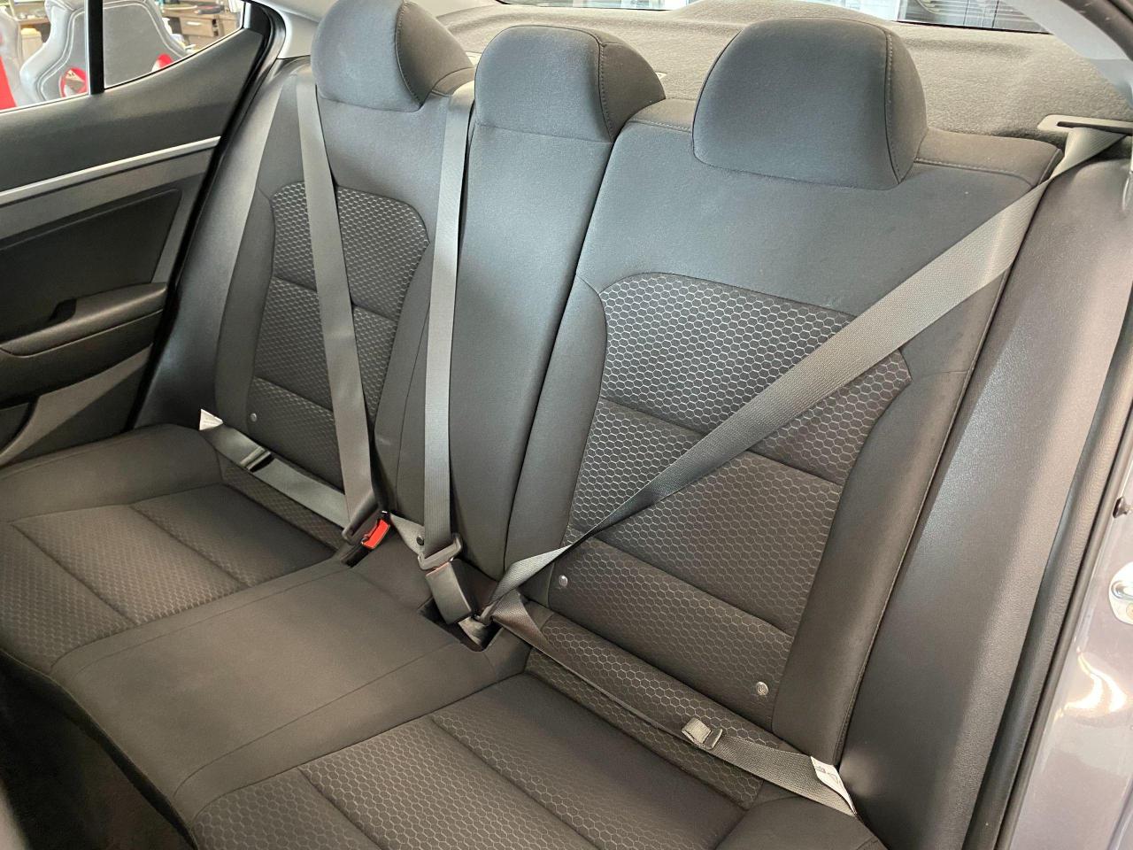 2019 Hyundai Elantra Preferred W/Sun & Safety PKG+Sunroof+ACCIDENT FREE - Photo #25