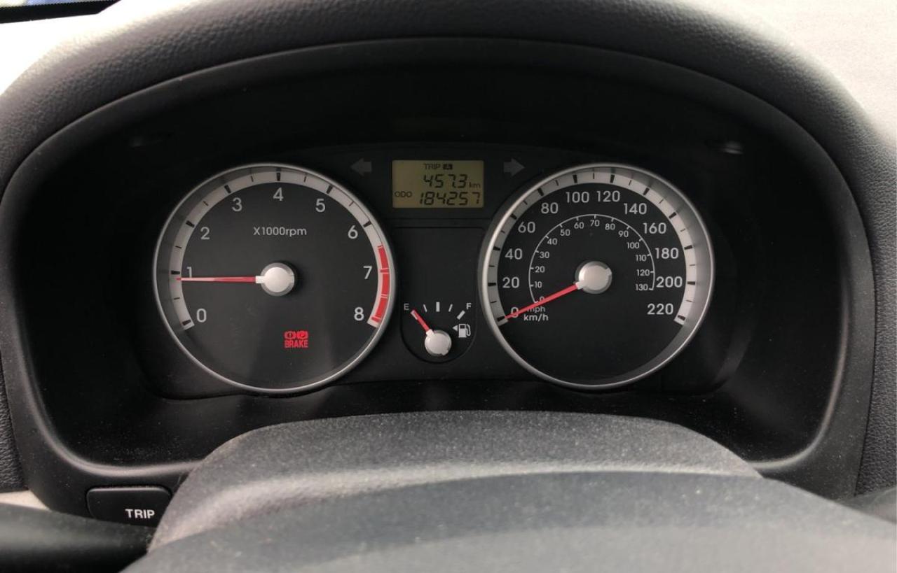 2009 Hyundai Accent Manual /  GL / Certified / Warranty Photo