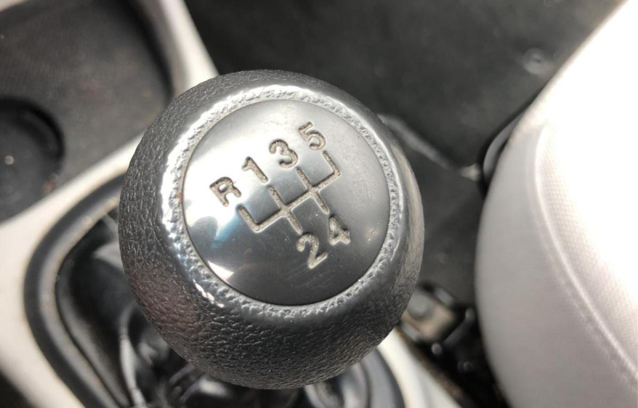 2009 Hyundai Accent Manual /  GL / Certified / Warranty Photo