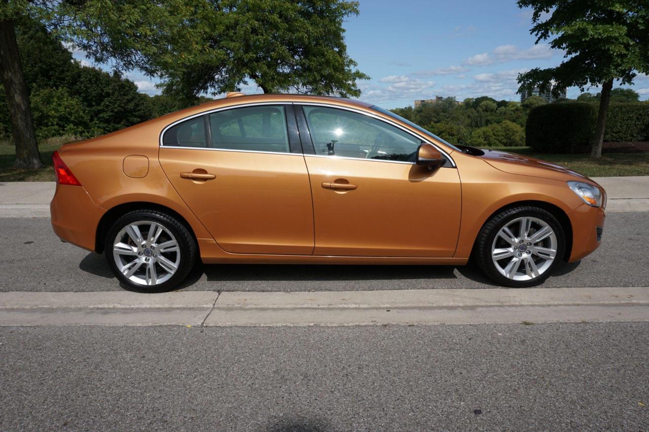2011 Volvo S60 1 OWNER / RARE COLOUR COMBO / T6 AWD/ VOLVO SAFETY Photo4