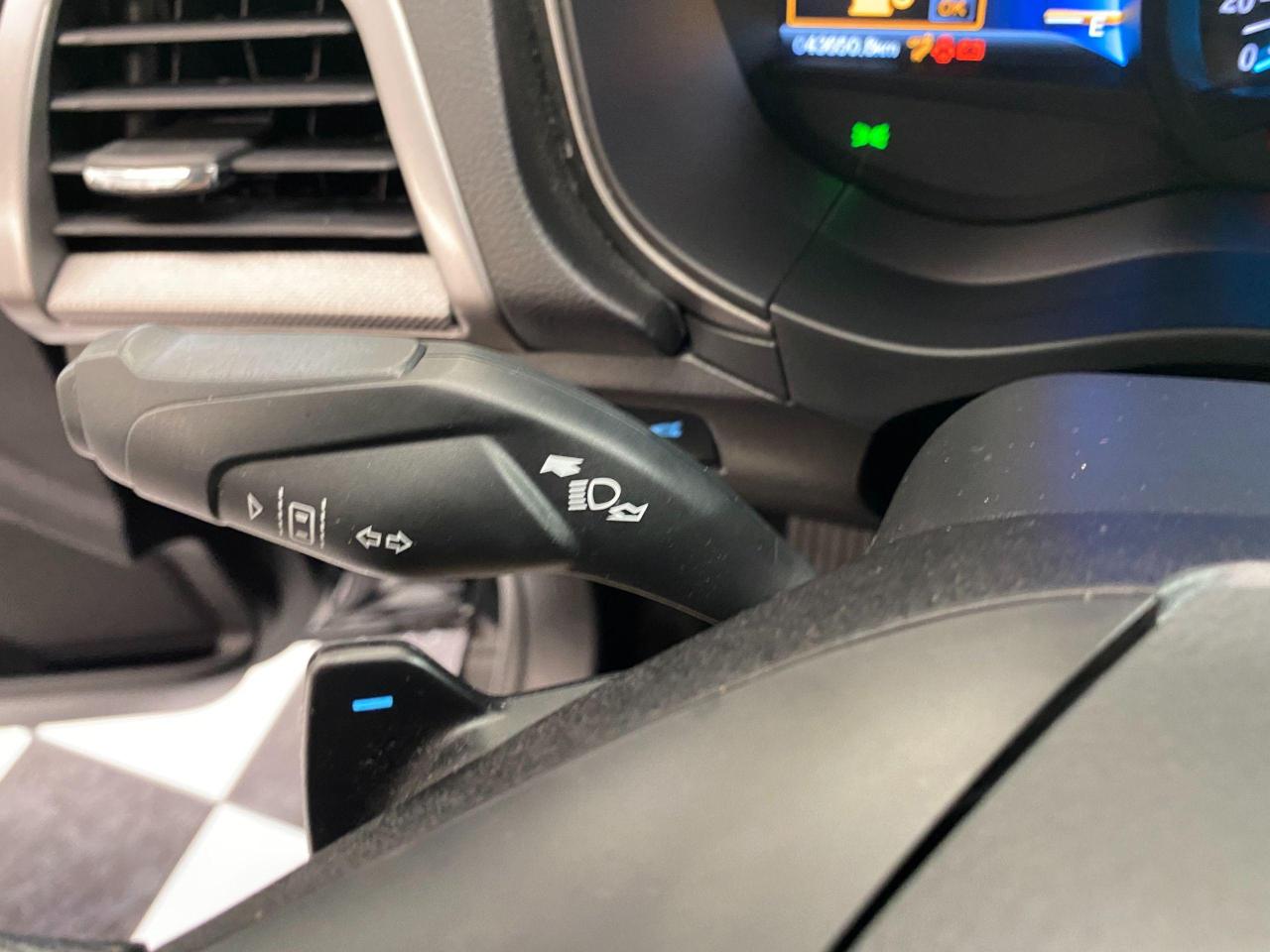 2018 Ford Fusion SE TECH+Blind Spot+Lane Keep Assist+ACCIDENT FREE - Photo #53