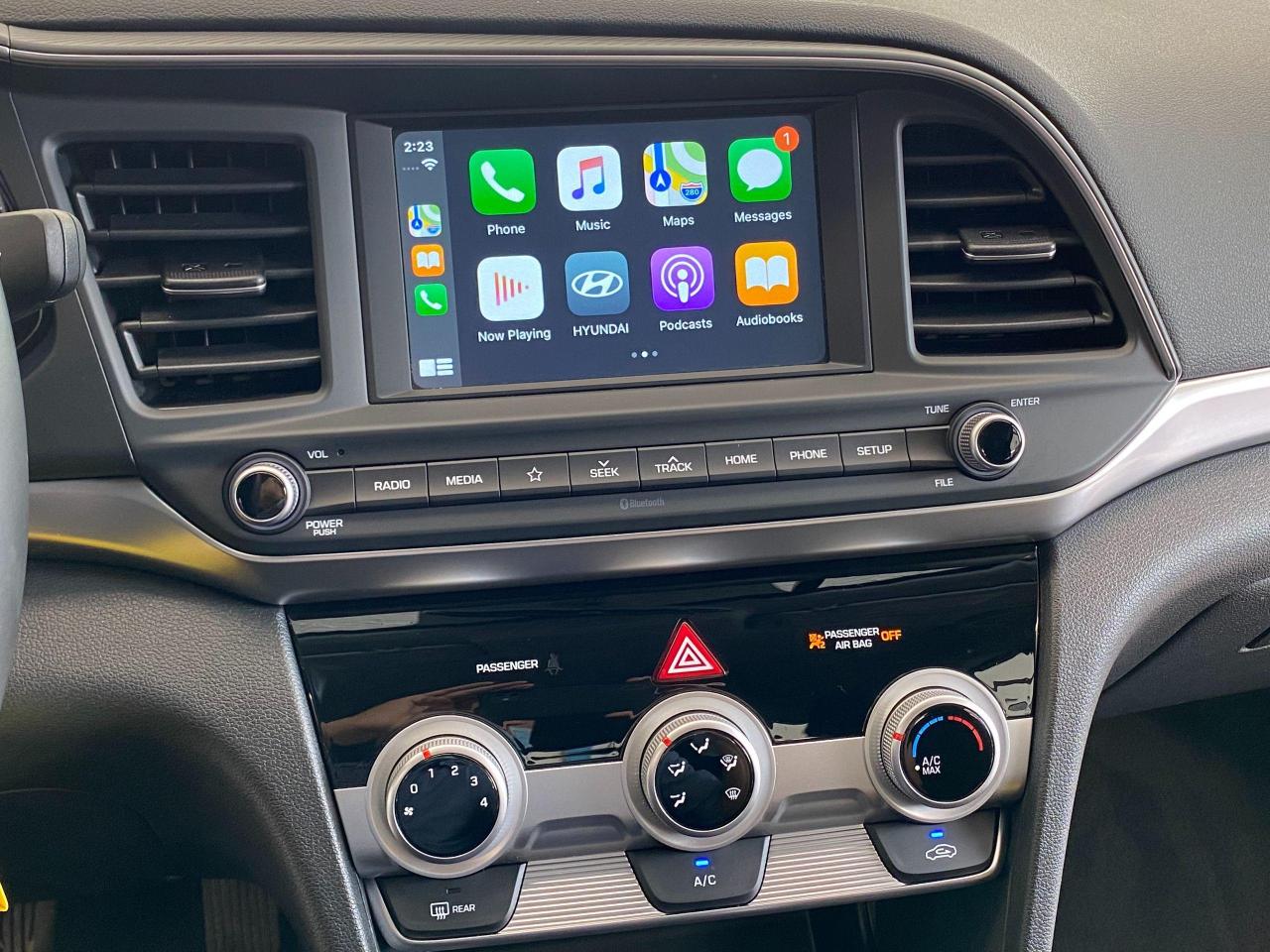 2019 Hyundai Elantra Preferred+Camera+Apple Play+7000 KMs+ACCIDENT FREE - Photo #10