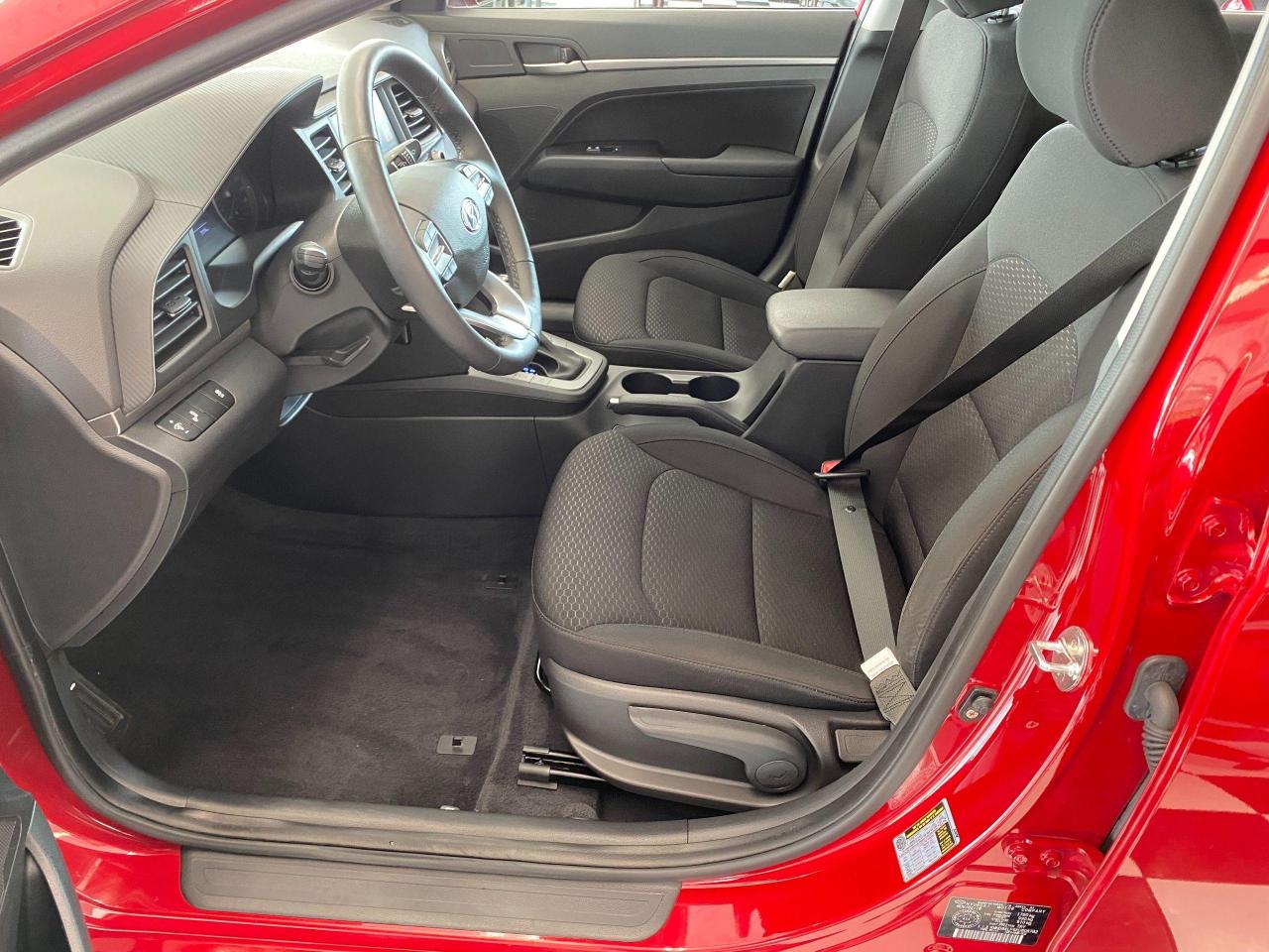 2019 Hyundai Elantra Preferred+Camera+Apple Play+7000 KMs+ACCIDENT FREE - Photo #18